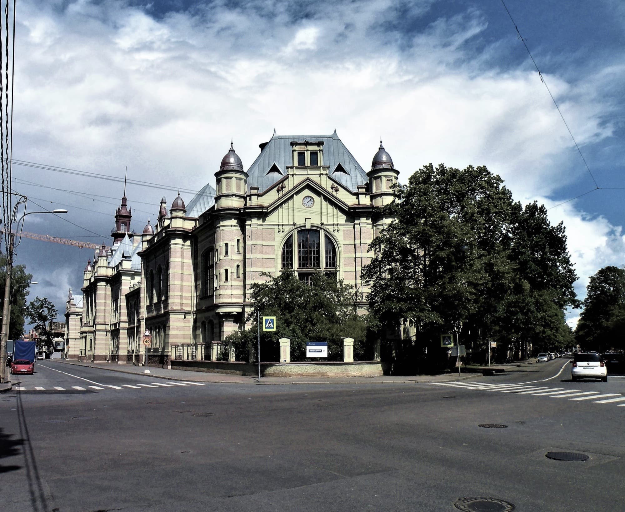 Saint Petersburg Electrotechnical University LETI ana binası